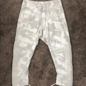 Nike NSW camo pants